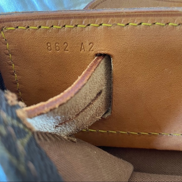 Authentic Louis Vuitton Monogram Steamer Bag 45 - Picture 3 of 14